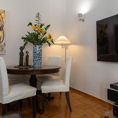 Chic N Central Apt In Kolonaki Apartment Athena Bagian luar foto